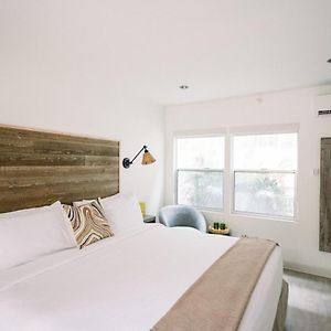 Deluxe Zimmer mit Kingsize-Bett